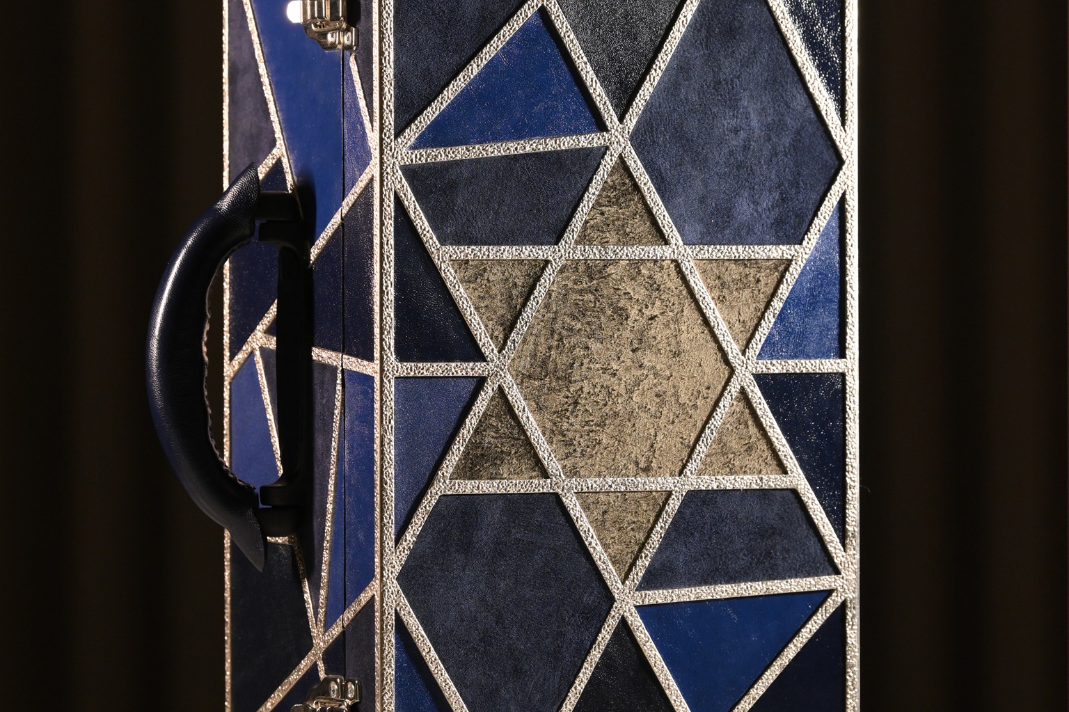 Modern Aron Kodesh & Carrying Case Modern Aron Kodesh & Carrying Case