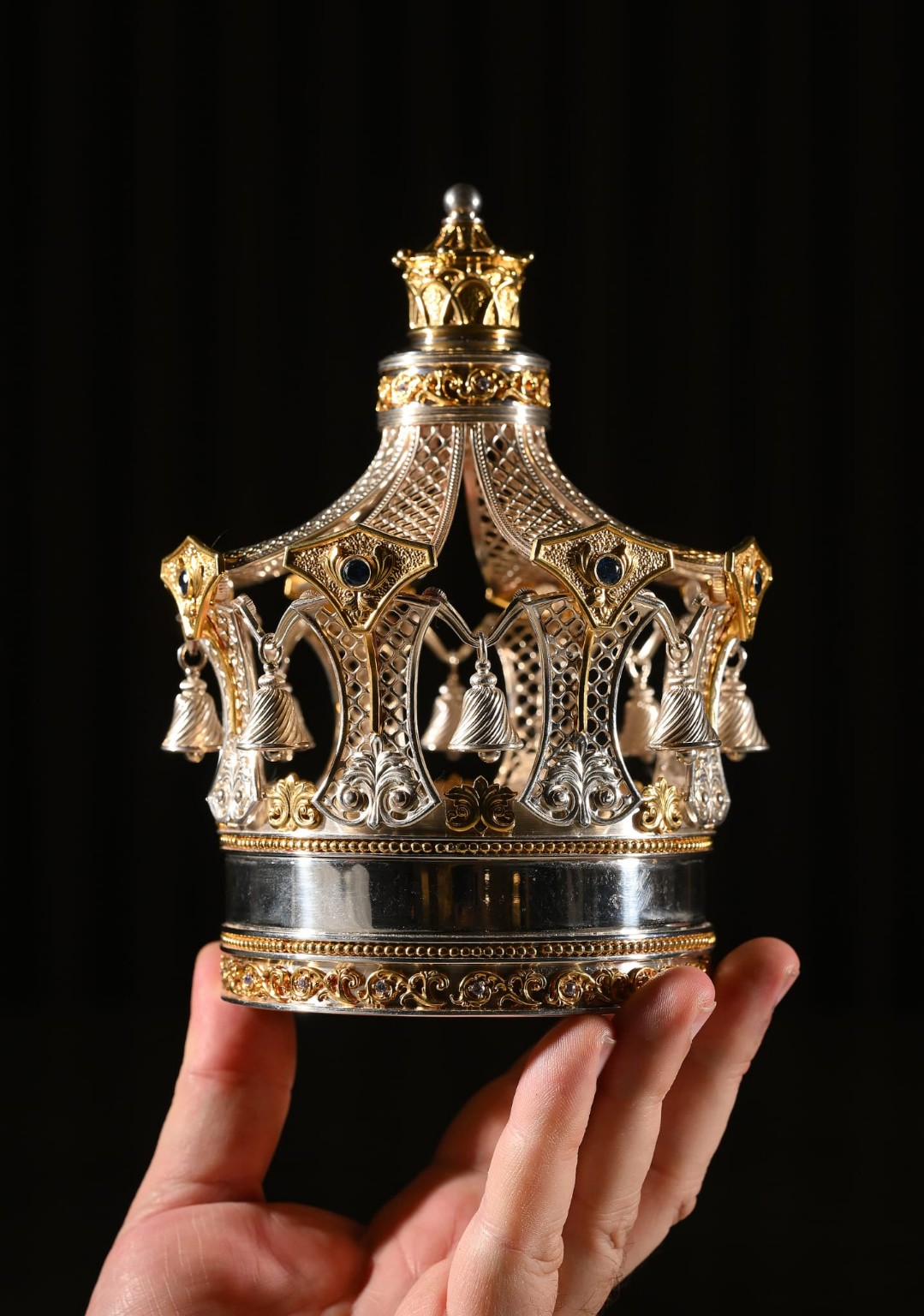 Torah Crown - Photo 3 Torah Crown - Photo 3