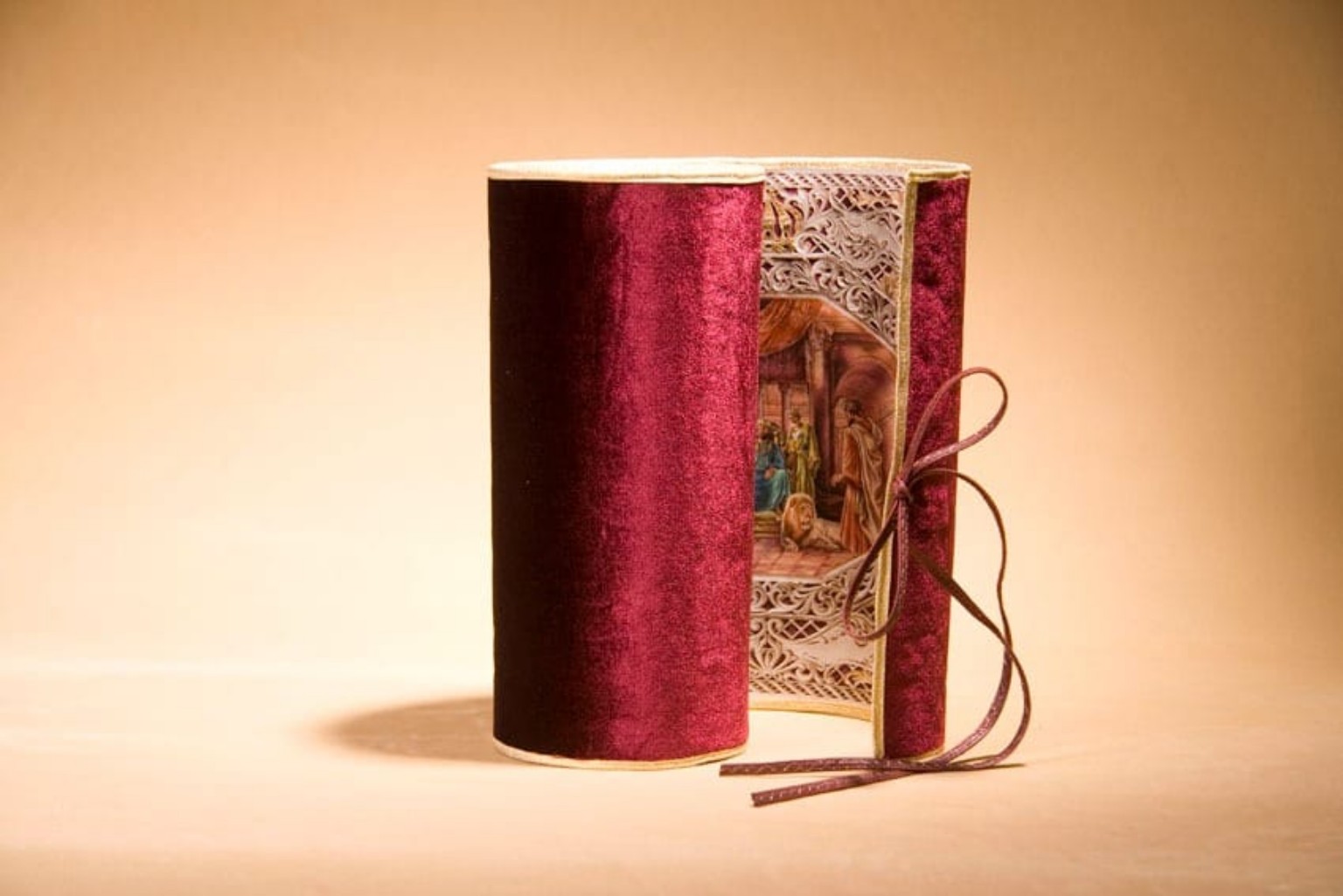 Illustrated Megillot Esther Illustrated Megillot Esther