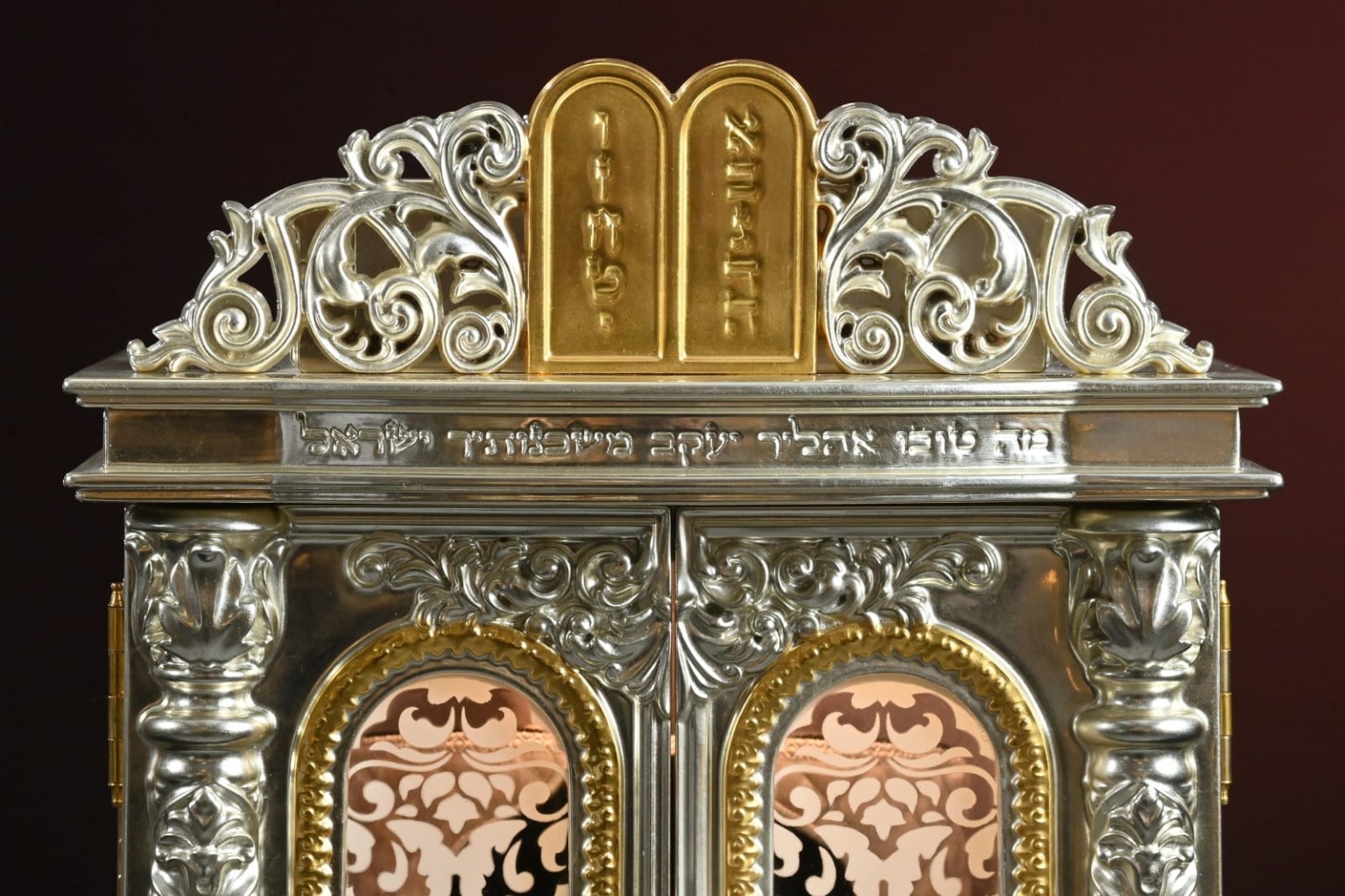 Aron Kodesh - Photo 3 Aron Kodesh - Photo 3