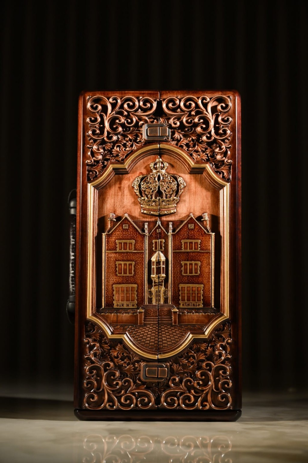 Model 770 Aron Kodesh Model 770 Aron Kodesh